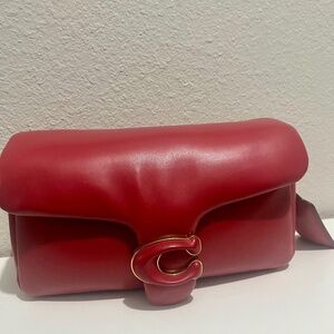 Coach Pillow Tabby 26 (Apple Red)